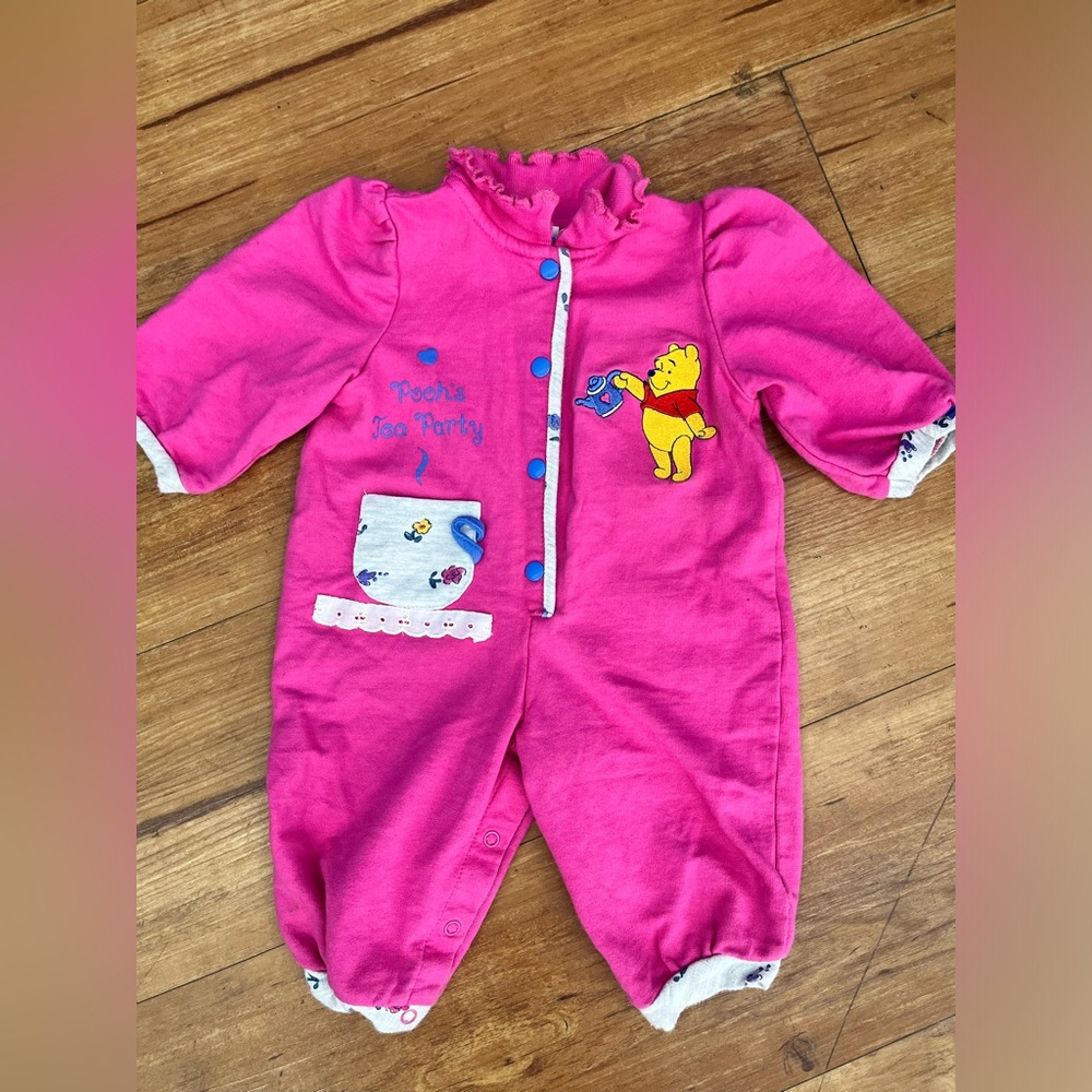 Vintage 90’s pink one piece Winnie the Pooh size 3/6 mos